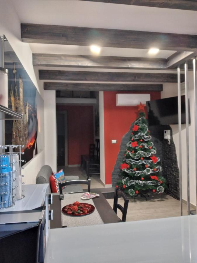 Suite Holiday House Bonaccorso คาตาเนีย ภายนอก รูปภาพ