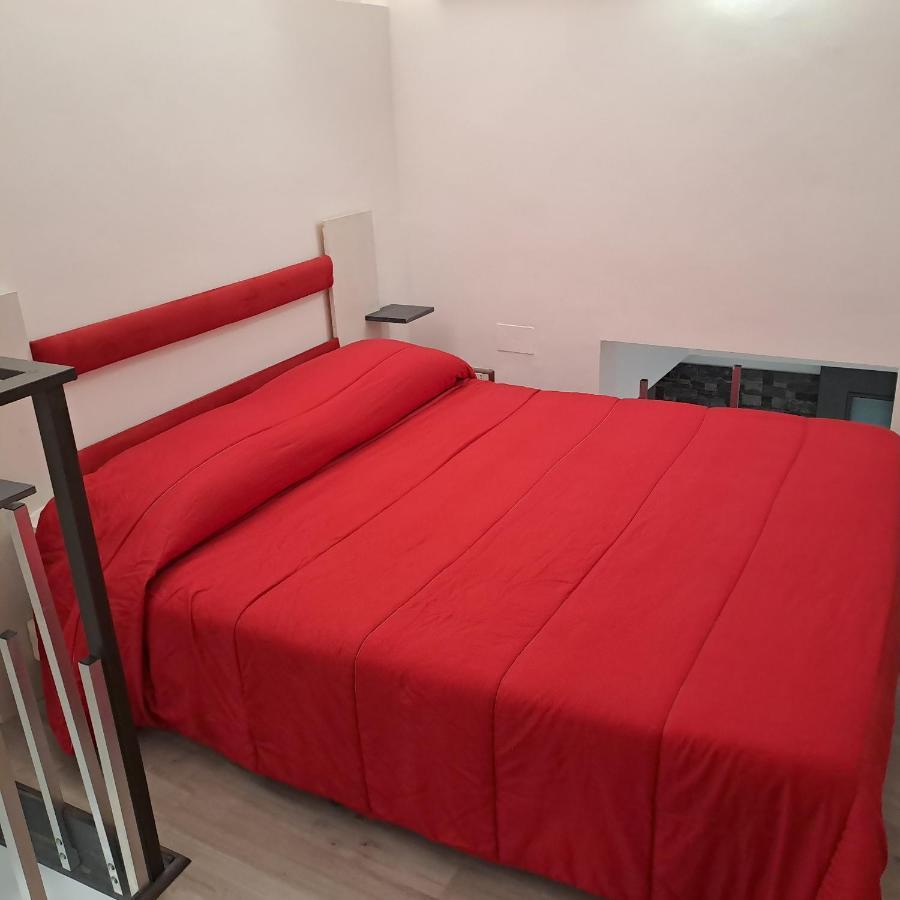Suite Holiday House Bonaccorso คาตาเนีย ภายนอก รูปภาพ